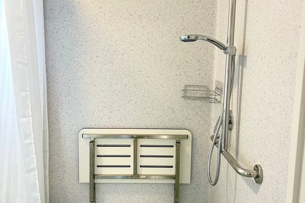 miners-row-shower (1)