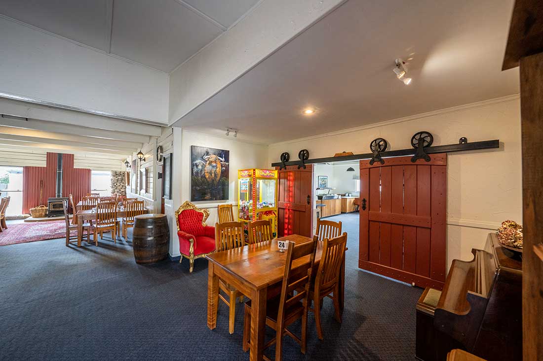 Dawson's Hotel Restaurant and Dining Reefton NZ