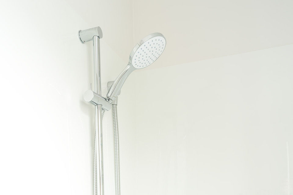 miners-row-shower-standard-unit